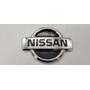 Nissan Pathfinder Emblema  Nissan Pathfinder Armada