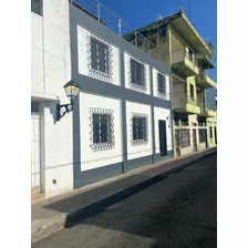 For Sale Casa Reformada En Nueva La Zona Colonial De 3 Niveles Con 8 Estudios Y 2 Apartamentos 