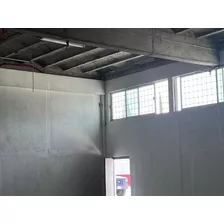 Local Comercial De Dos Pisos Con Oficina Privada Y Baño En Avenida Via Morelos 601, Xalostoc. ¡130m², Acceso Para Trailer! ¡haz Crecer Tu Negocio Aquí