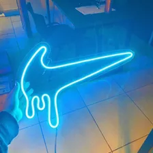 Placa Luminária/painel Neon Led - Nike Derretendo 50x50cm