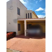 Se Vende Hermosa, Amplia Y Acogedora Casa De Dos Pisos En Anaco, Edo Anzoátegui. (a.p)