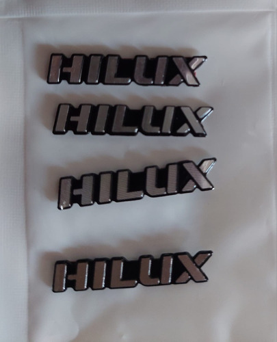 Mini Emblemas Metlicos De Bocinas  Toyota Hilux  Foto 2