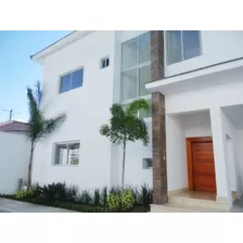 Casa En Venta En Cuesta Hermosa 