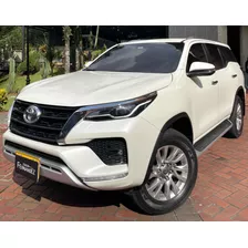 Toyota Fortuner 2021 2.7l Mid