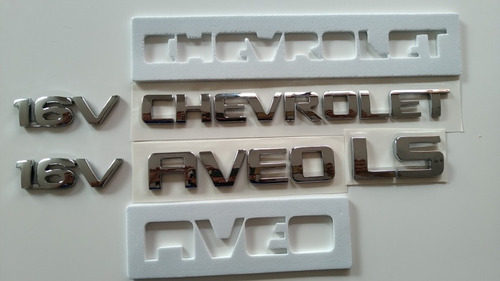 Chevrolet Aveo Ls Emblemas Y Calcomanias Foto 5