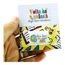 50 Brinde Voltas As Aulas Bala Personalizada + Card