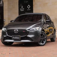 Mazda 2 Carbón Edition 2.0