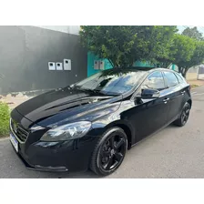 Volvo V40 T4 2.0 Turbo