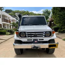 Toyota Land Cruiser Modelo 4.5 Full Inyección Japonesa