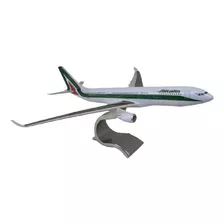 Maquete Avião Em Resina A-330 Alitalia - 33 Cm