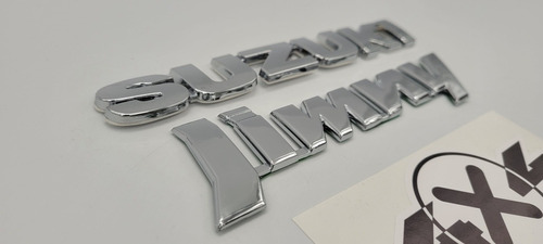 Suzuki Jimny Emblemas  Foto 6