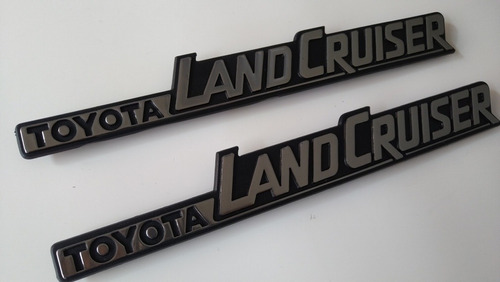 Toyota Land Cruiser Emblema Lateral Guardafango Foto 2
