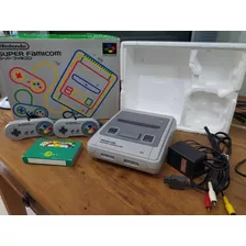 Super Famicom Modelo Shvc 01 Na Caixa 2 Controles Bomberman5