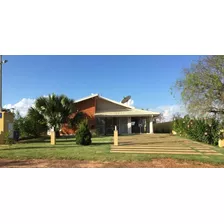 Casa Térrea Em Condomínio Com Vista Para A Represa. Riviera De Santa Cristina Xiii. Venda Ou Aluguel Mensal.