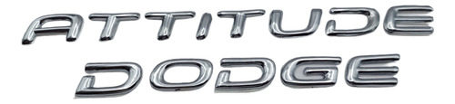 Emblemas Dodge Attitude Letras Cromadas Del 2006 Al 2011 Foto 2