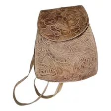 Mochila Artesanal Cincelada De Piel Genuina Grabada Dama Mexicana Diseño Floral 