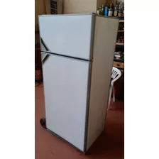 Heladera Con Freezer Para Reparar 