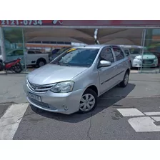 Toyota Etios X 1.3 Flex 