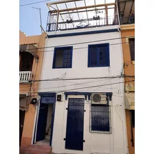 Edificio De 3 Apartamentos En Venta En La Zona Colonial, Santo Domingo