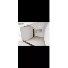 Aceito Financiamento!!! Exelente Casa Com 3 Quartos E 2 Banheiros Pintura Nova....à Venda, 150 M² Por R$ 350.000