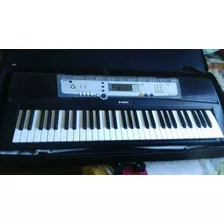 Teclado Yamaha Psr E213 + Estuche Semiduro + Adaptador