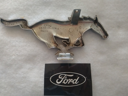 Ford Mustang Emblema De Parrilla Ford Mustang 66 Original. Foto 5