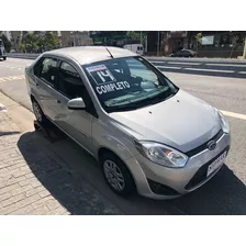 Ford Fiesta Sedan 2014 1.6 Rocam Se Plus Flex 4p