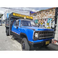 Dodge D 100 133 Club Estacas 1979