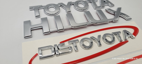 Toyota Hilux Vigo Emblemas Y Calcomanias X 4 Foto 3