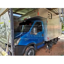 Iveco Daily 35s14 Ano 2019 C/ Baú 