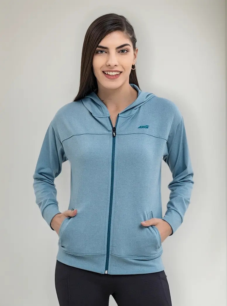 Campera Deportiva Avia Mujer Ultra Liviana Fitness Gym