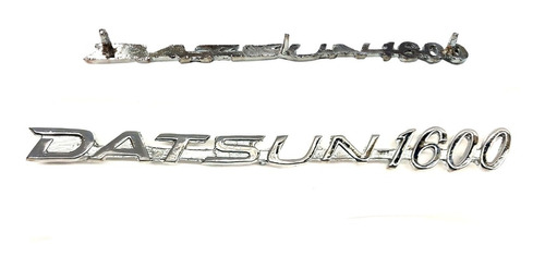  Datsun 1600 Emblemas Metlicos  Cromados Nuevos (el Par) Foto 5