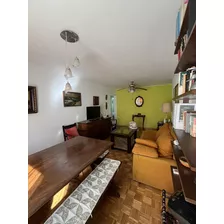 Apartamento Amoblado De Tres Dormitorios En Centro (montevideo)