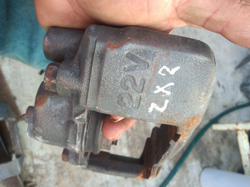 Caliper O Mordaza Lado Derecho Ford Zx2 C-3 Foto 6