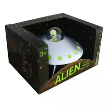 Alienígena Que Brilla En La Oscuridad Ovni Y Hombre Verde