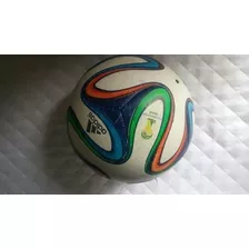 Bola De Futebol Copa 2014 (brasil) adidas Brazuca Promoção