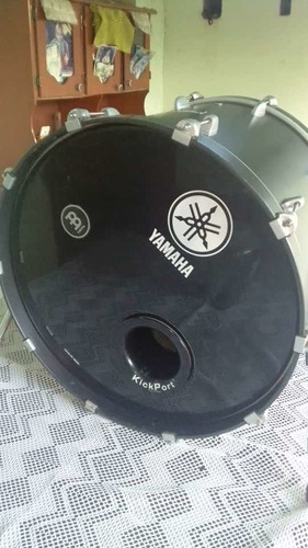 Bombo Yamaha