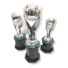 Trofeos De Futbol Tercia Balón Sub 17 Goleo De Regalo 