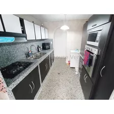 Renta- House Vip Group Vende Apartamentos En Barquisimeto Lara Bararida Lugar Céntrico Del Este De La Ciudad Bella Cocina Remodelada