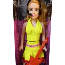 Boneca Joyce Popstar Com Acessórios Guitarra Estilo Barbie