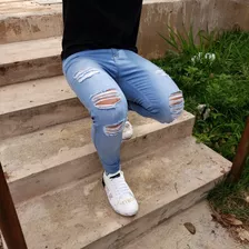 Calça Masculina Jeans Rasgada Com Elastano Justa Na Perna