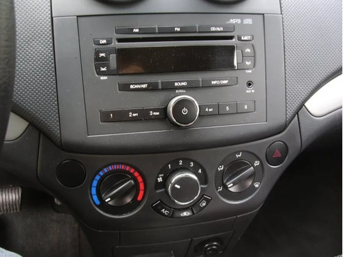 Bisel Adaptador Radio Auto Aveo / Captiva 2 Din 7 Pulgadas Foto 2