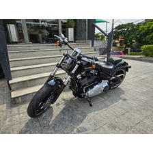 Harley-davidson Softail Breakout 114