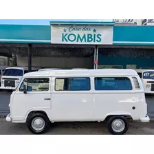 Volkswagen Kombi 1.6 Mi Std 8v