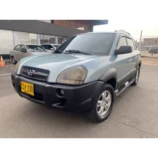 Hyundai Tucson Gl 2.0 4x2