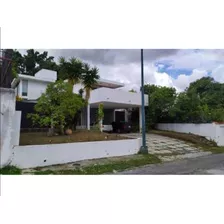 Se Vende Casa Lomas De La Trinidad 800 Metros Urb Cerrada 6 Habitaciones 5 Baños 5 Puestos Bonita Vista Tanque Agua Grande Municipio Baruta Vendo Venta Quinta Mts Zoraima