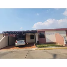 Gabriela Irastorza De Rentahouse Vende Casa En Cabudare Codigo 24-20847, En Av Riberena Res Canaveral, Con Patio, Estacionamiento Techado Y Tanque Subterraneo, Excelente Conjunto Privado.