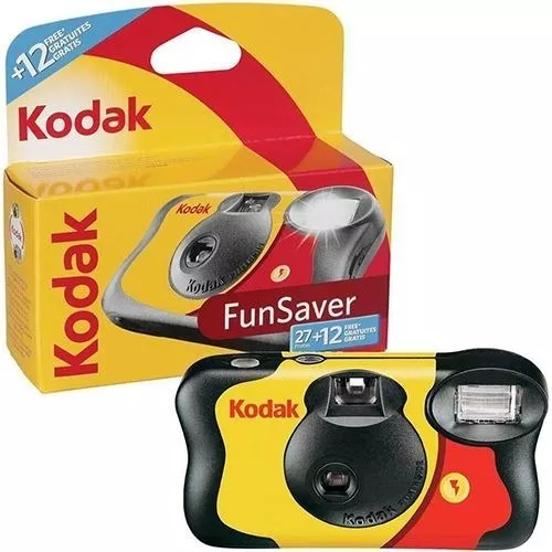 Câmera Analogica Descartável Kodak Funsaver / Iso 800