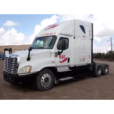 Tracto Camión Freightliner Cascadia Dd15 Año: 2013 Gmy100660