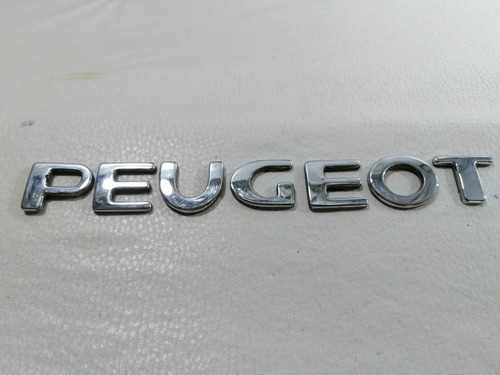 Emblema Peugeot Cajuela Peugeot 307 Modelo 2001-2008 Foto 3